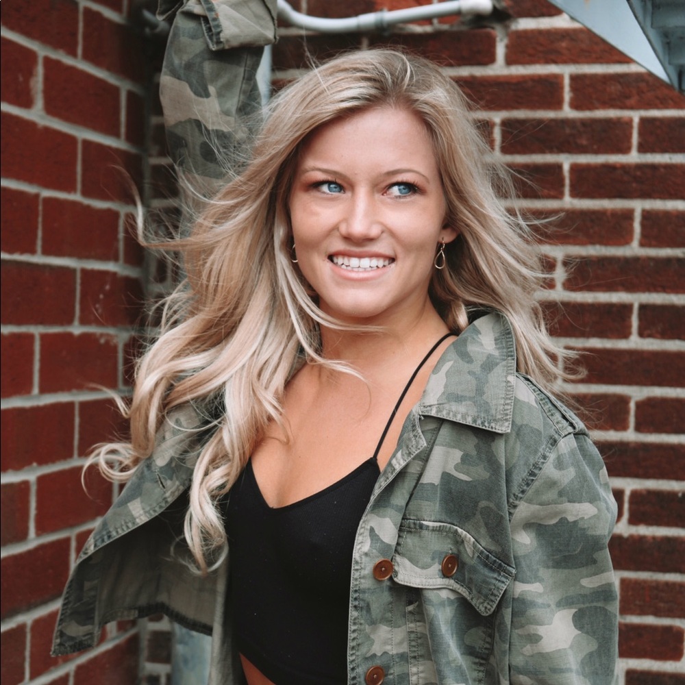 Meet your Posher, Lexie